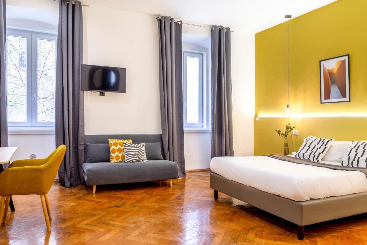 Elegante Appartamento Vicino Alla Stazione - Gold Trieste Exterior foto